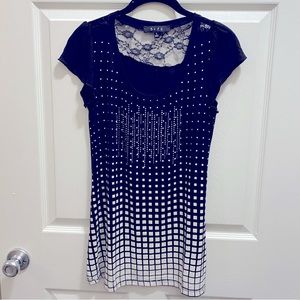 B.L.E.U Geometric Print and Lace Back T-Shirt